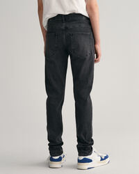 Teen Boys ‑malliston slim fit ‑mitoitetut farkut