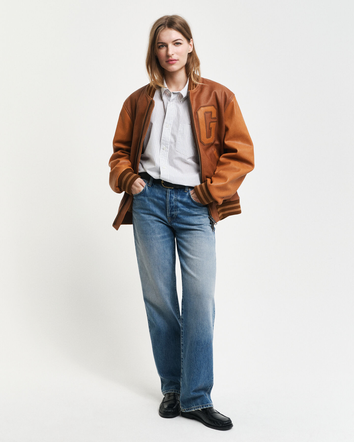 Relaxed&nbsp;fit ‑mitoitettu raidallinen Heritage-popliinipaita