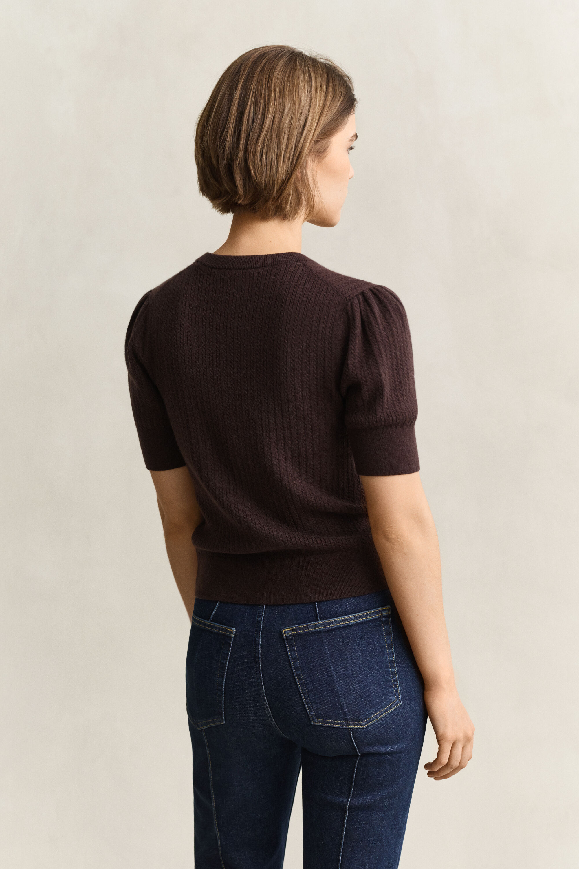 Lyhythihainen palmikkoneuletakki