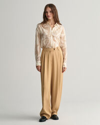 Relaxed&nbsp;fit ‑mitoitettu Palm Print -puuvilla-silkkipaita