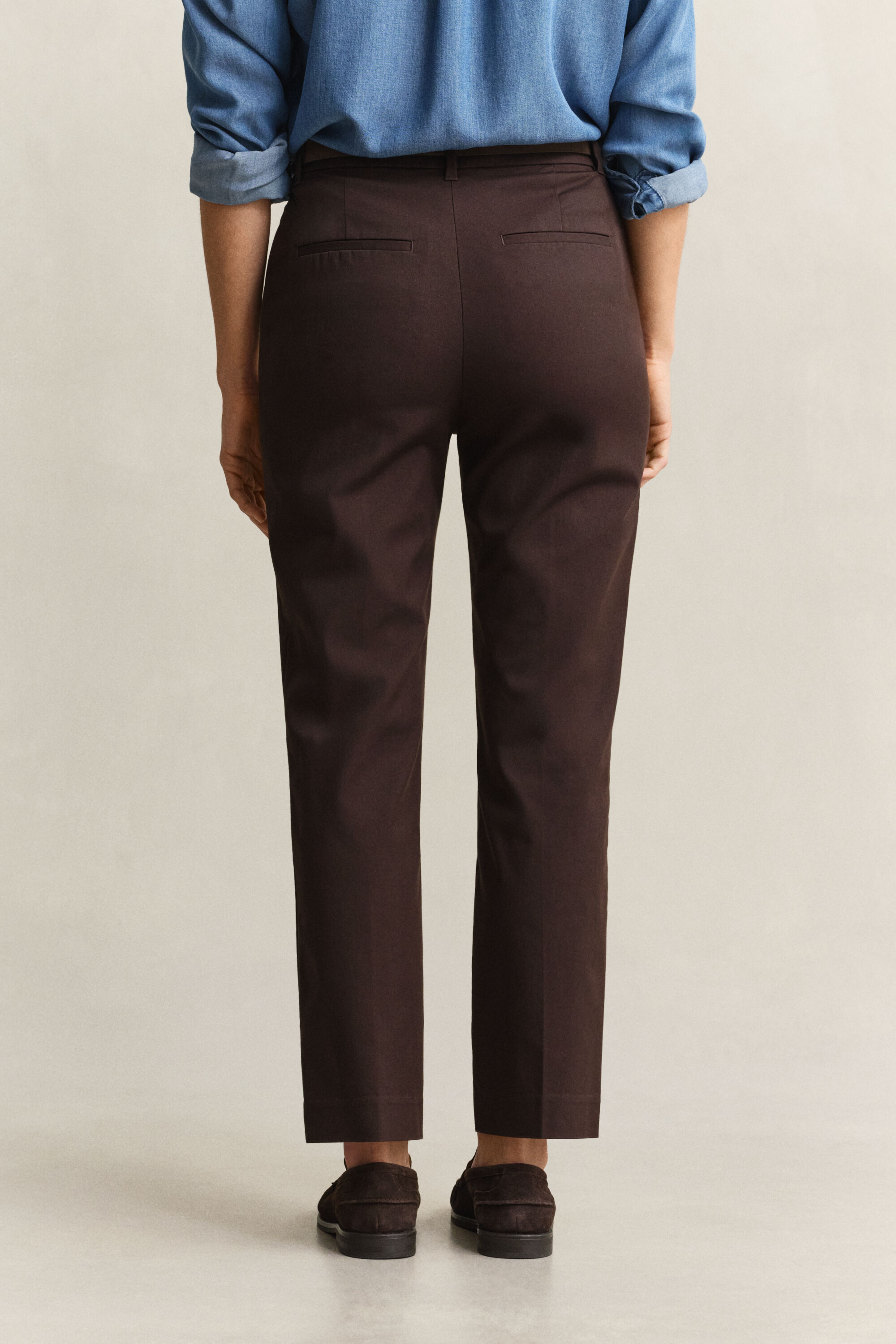 Slim fit ‑mitoitetut housut