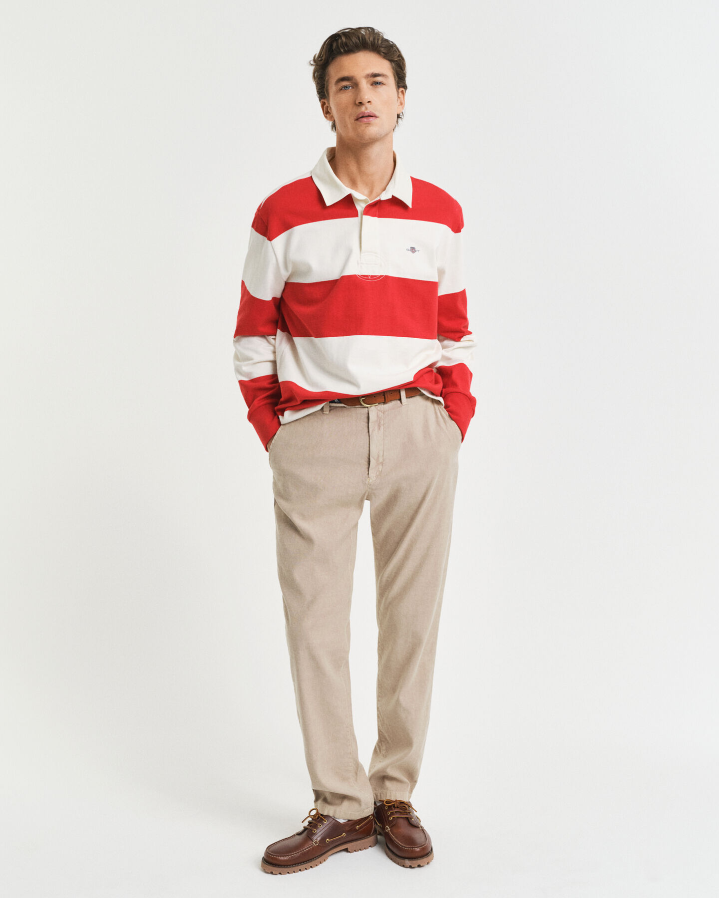 Slim fit ‑mitoitetut puuvilla-pellavachinot