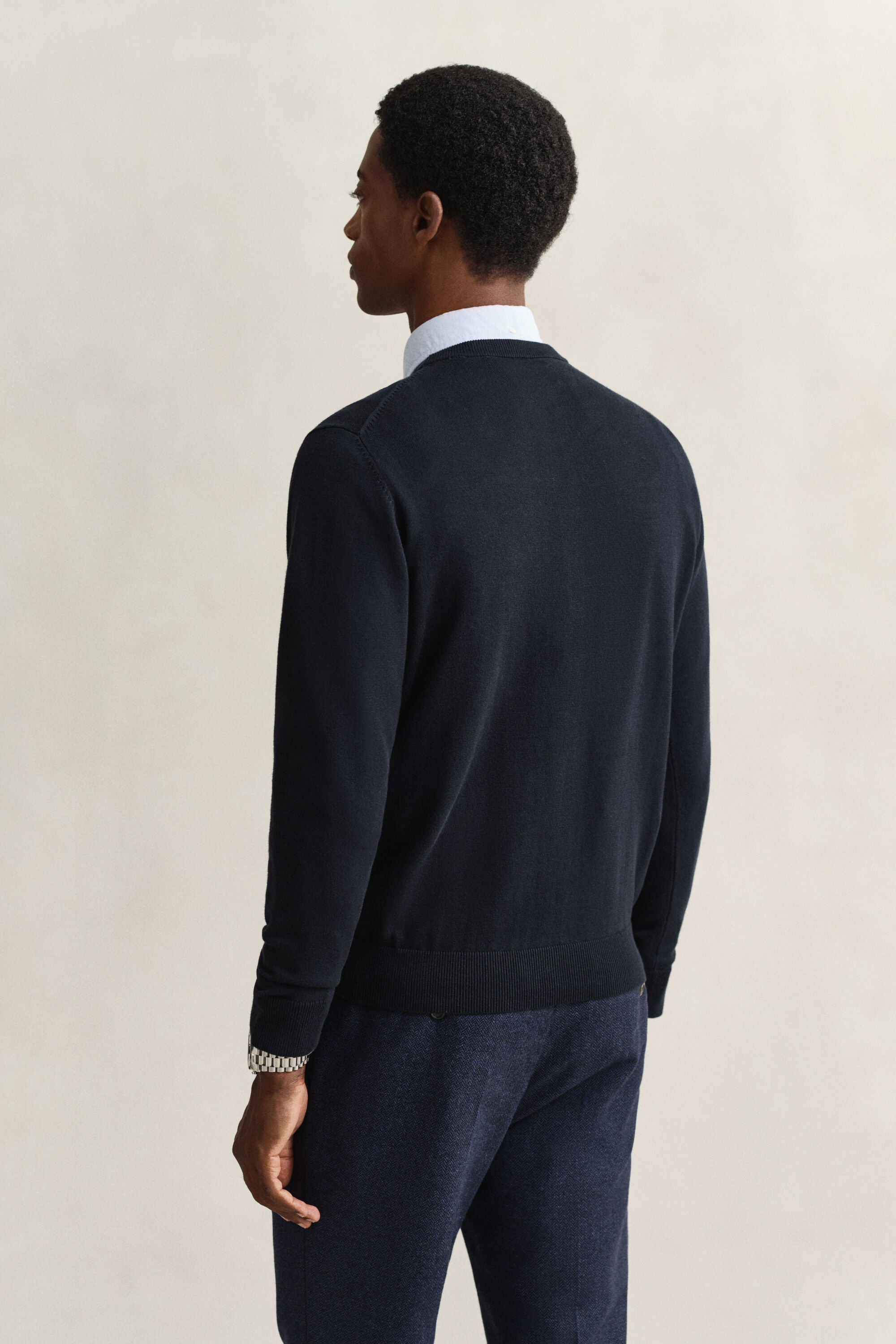 Puuvillaneulepusero, pyöreä pääntie