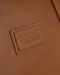 Nahkainen putkikassi