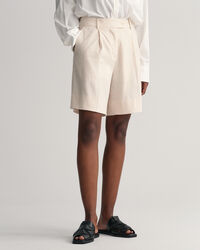 Joustavat pellavashortsit