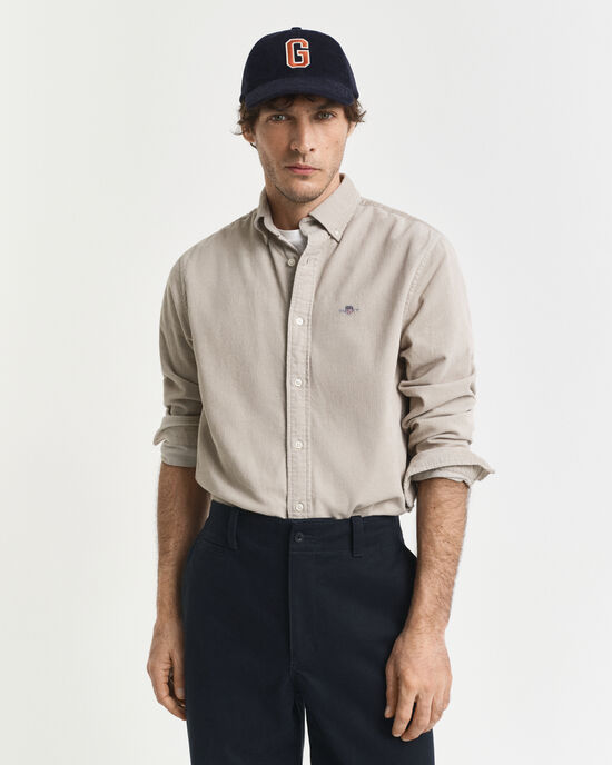 Regular fit ‑mitoitettu puuvillainen vakosamettipaita