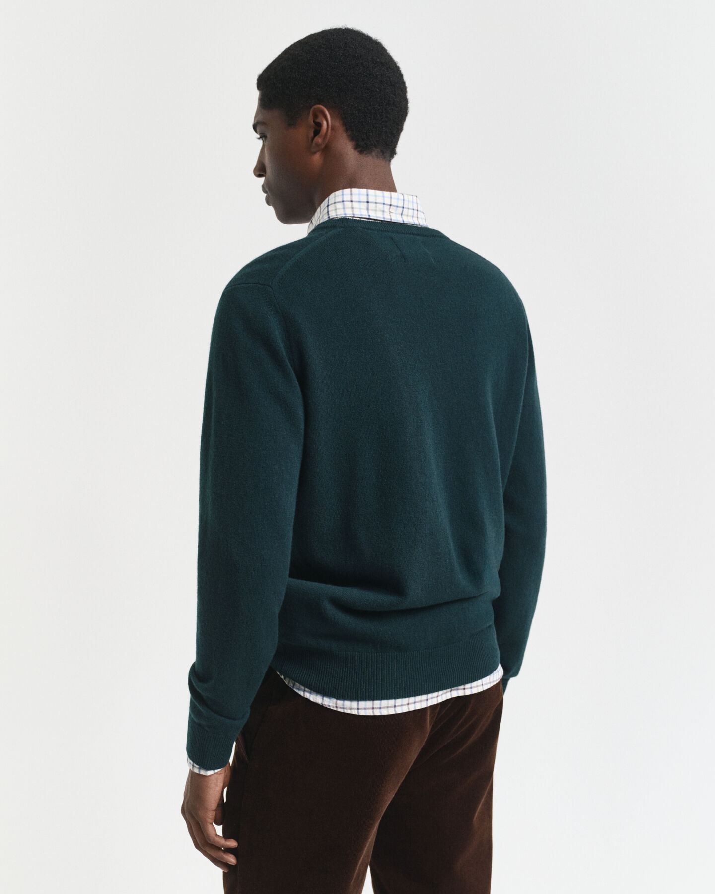 Ohut lampaanvillaneule, v-pääntie