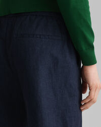 Kiristysnauhalliset shortsit