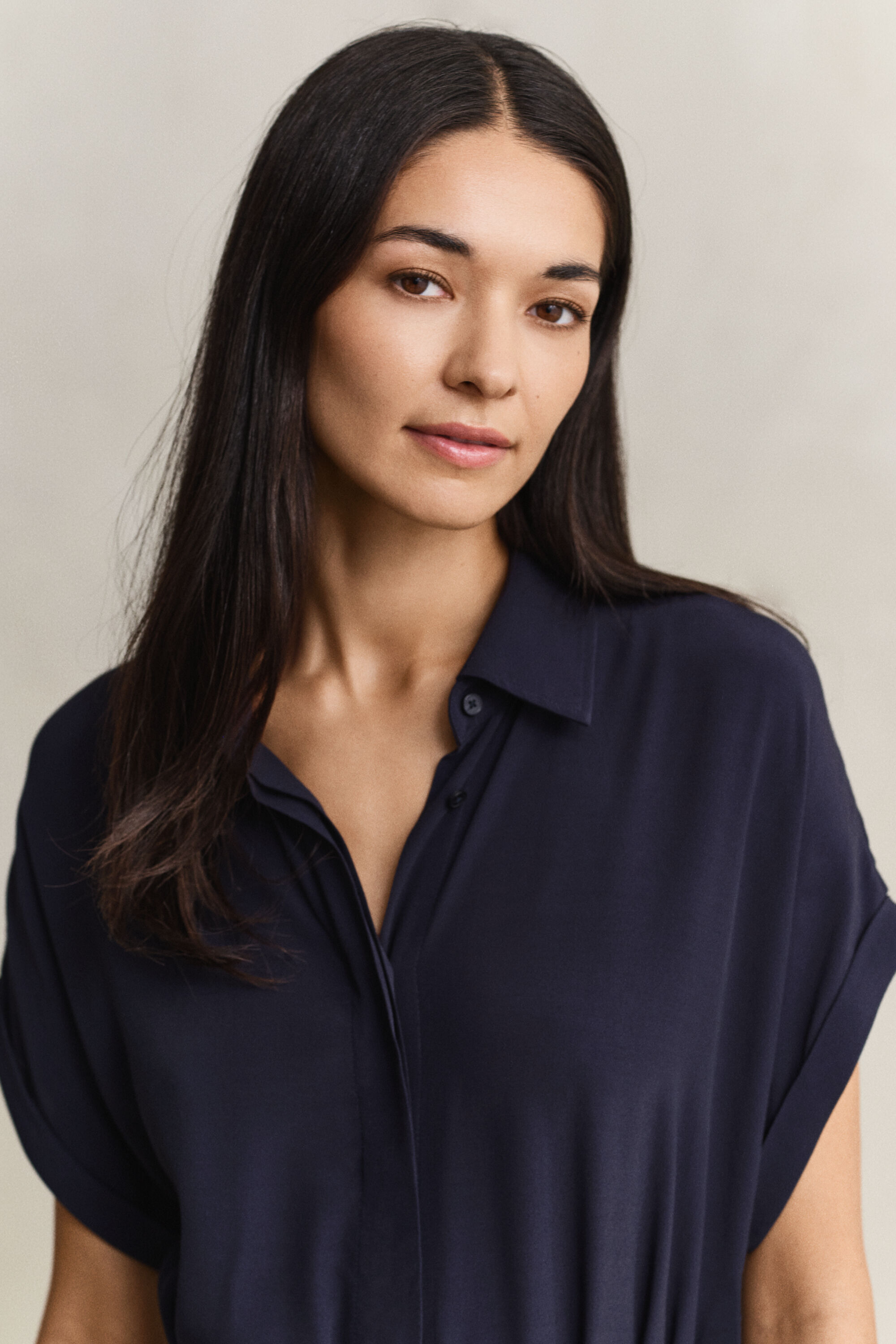 Pikkuhihainen paitamekko