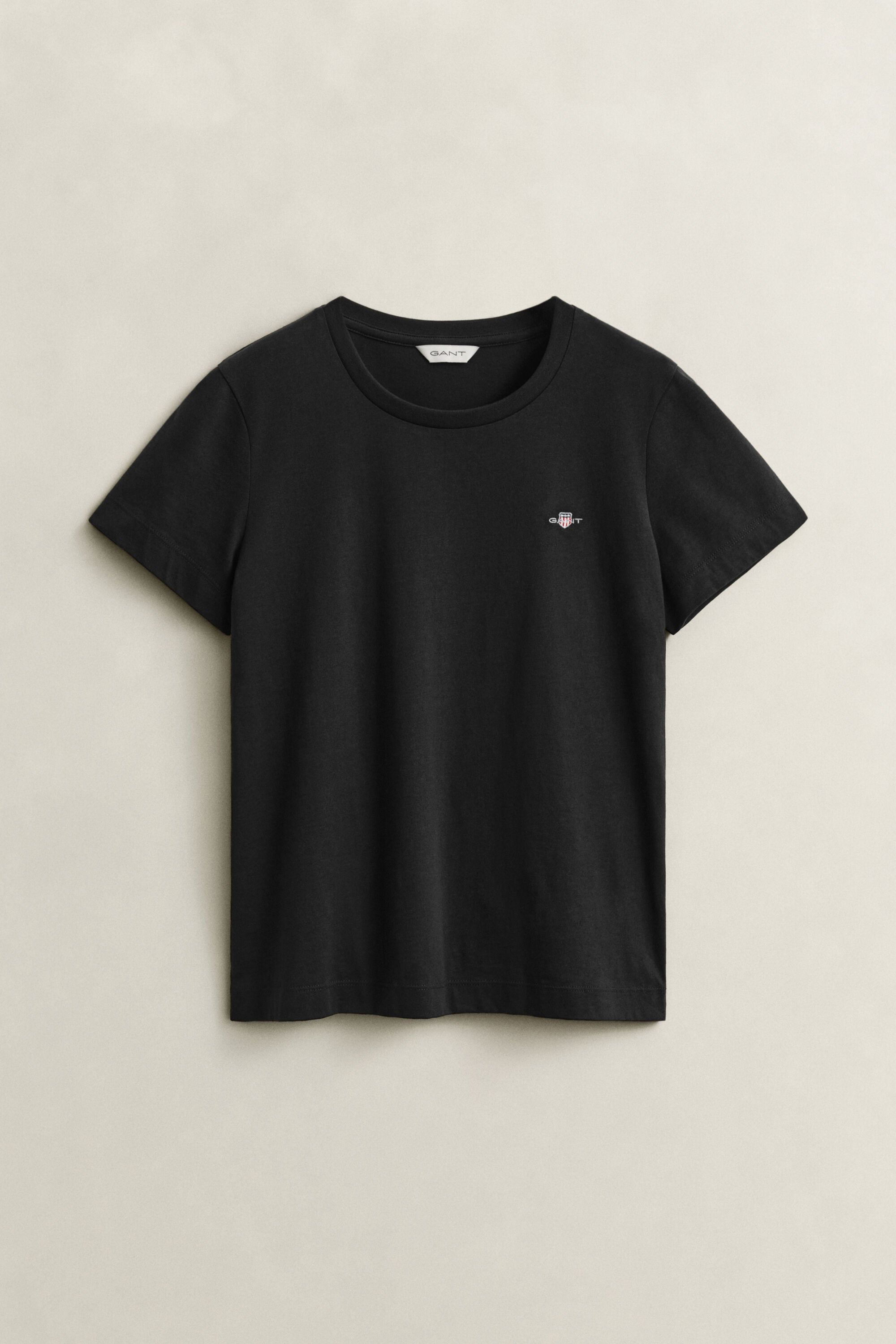 Shield-t‑paita