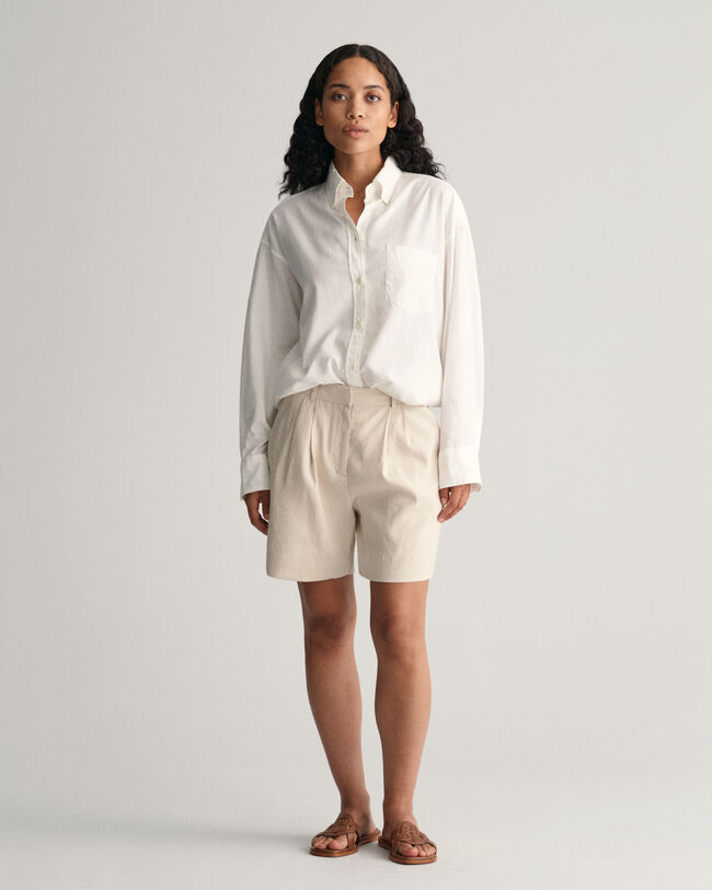 Hyvin istuvat joustopellavashortsit