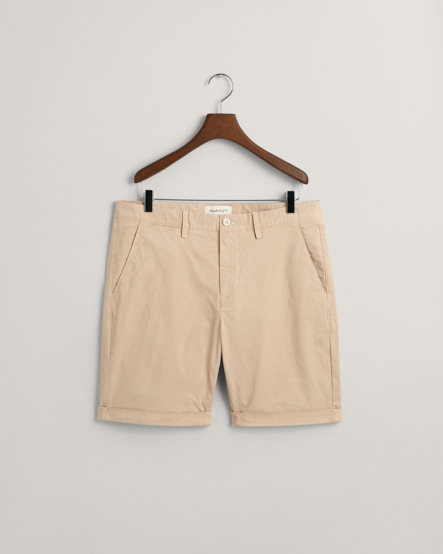 Regular fit ‑mitoitetut Sunfaded-shortsit