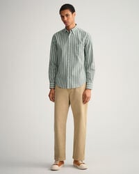 Regular fit ‑mitoitettu leve&auml;raitainen oxford-paita