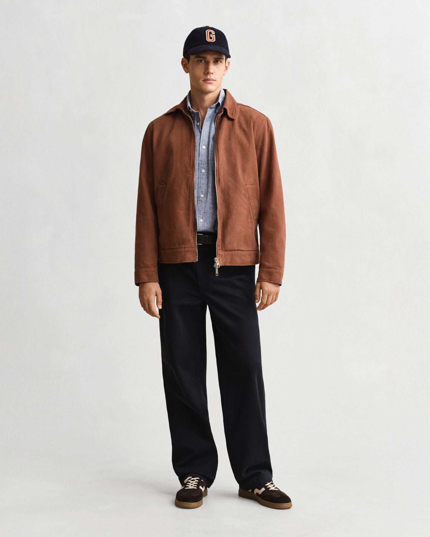 Regular fit ‑mitoitettu puuvilla-pellavapaita