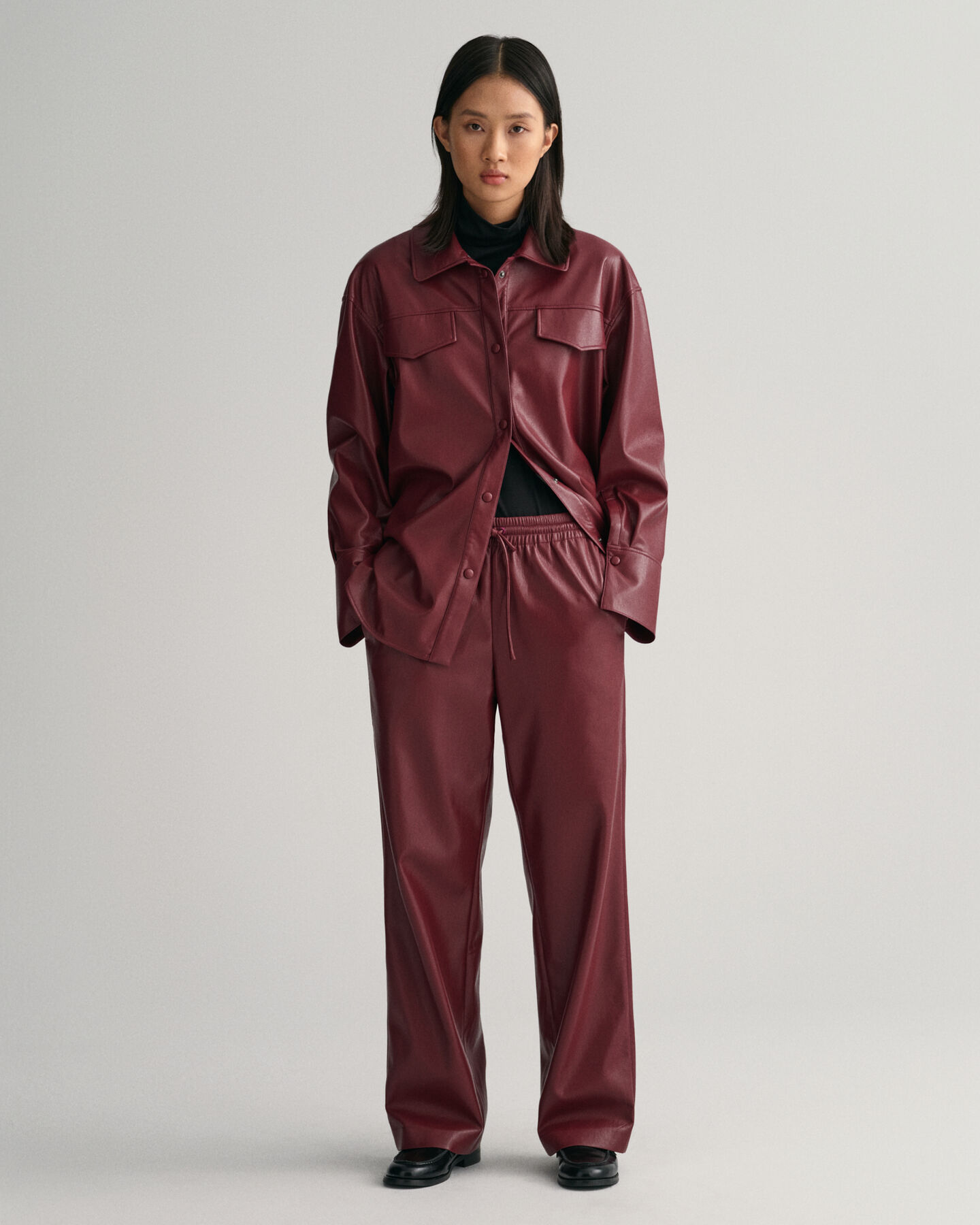 Relaxed fit ‑mitoitetut Pull-On-tekonahkahousut