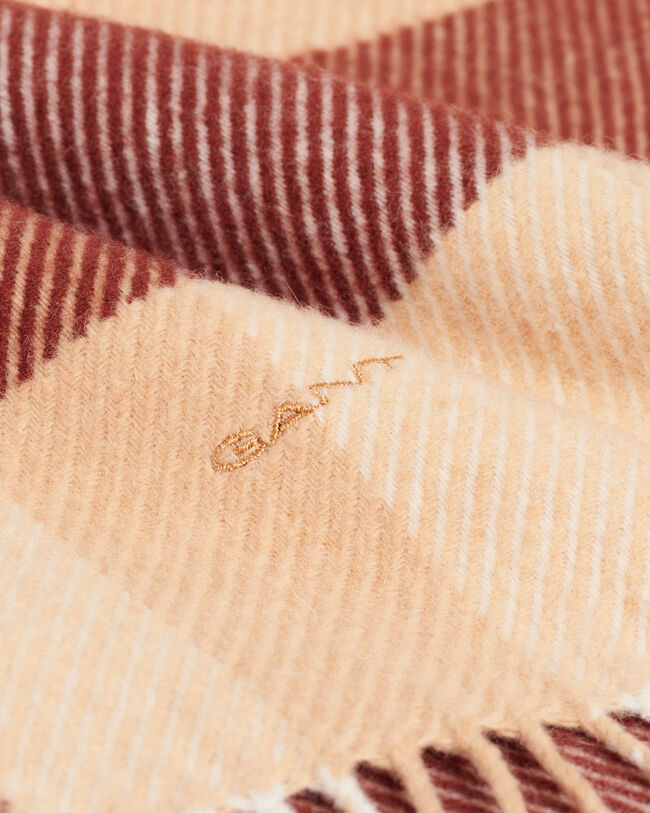 Isoruutuinen villahuivi