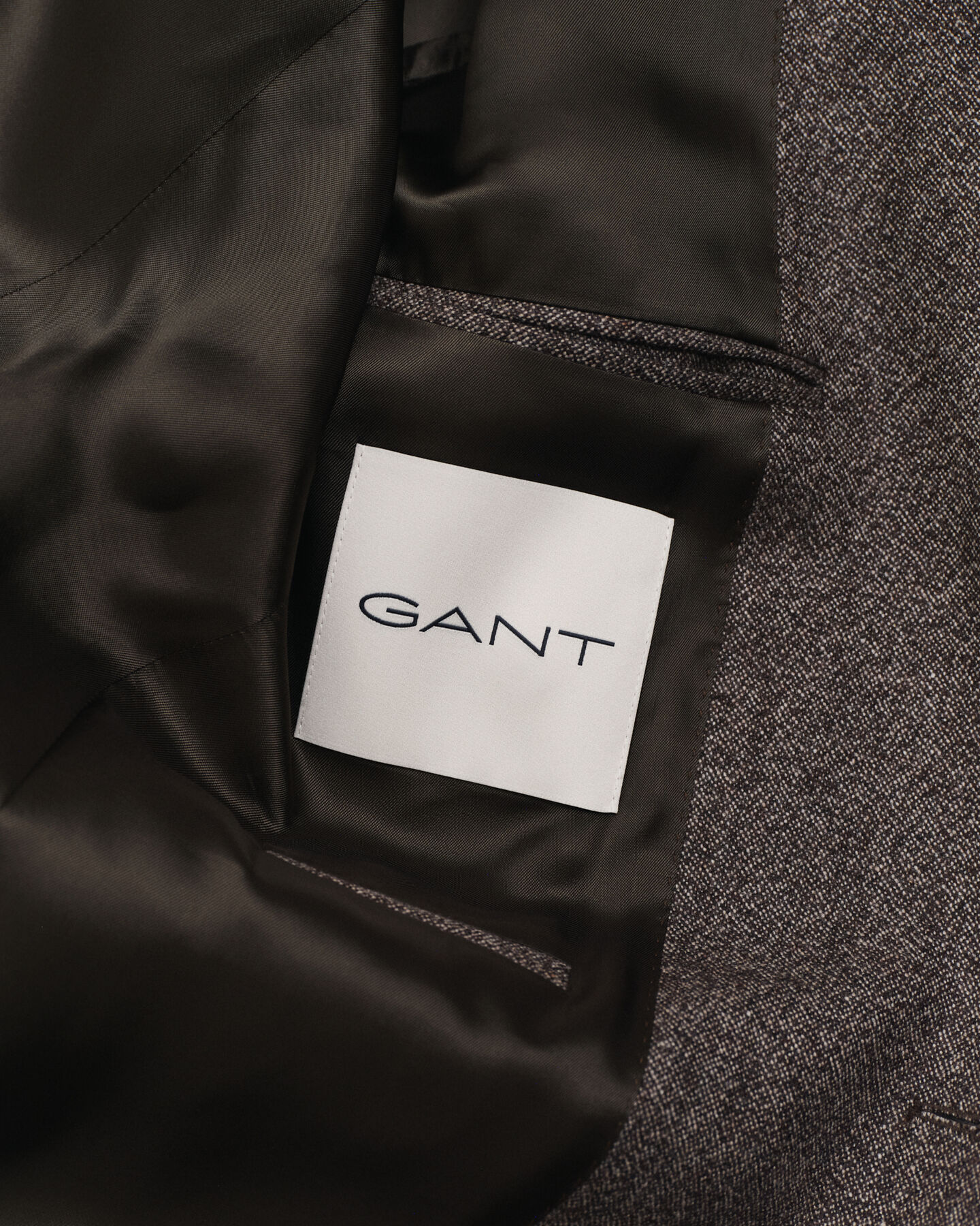 Relaxed&nbsp;fit ‑mitoitettu villakankainen Moulin&eacute;-bleiseri