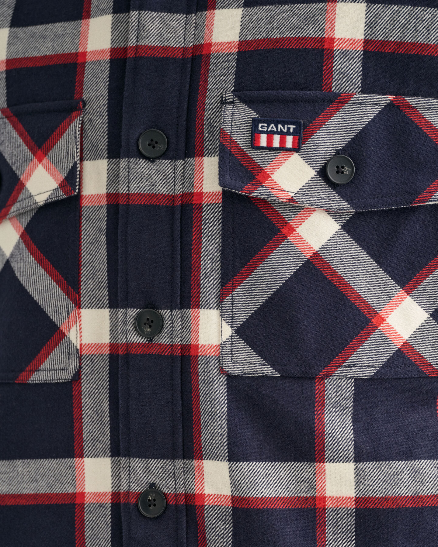 Ruudullinen flanellikankainen päällyspaita