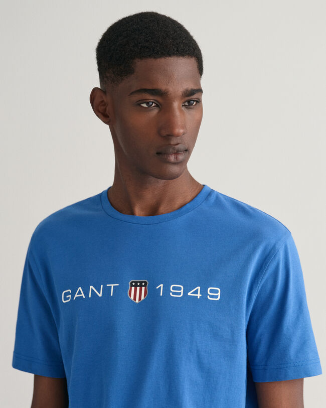 Painatuksella varustettu t‑paita