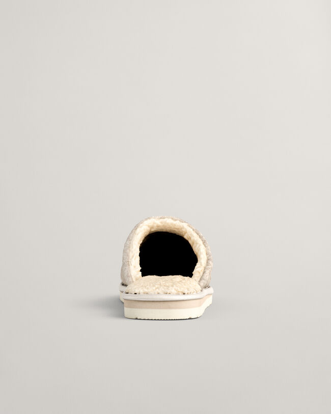 Pantofli-kotitohvelit