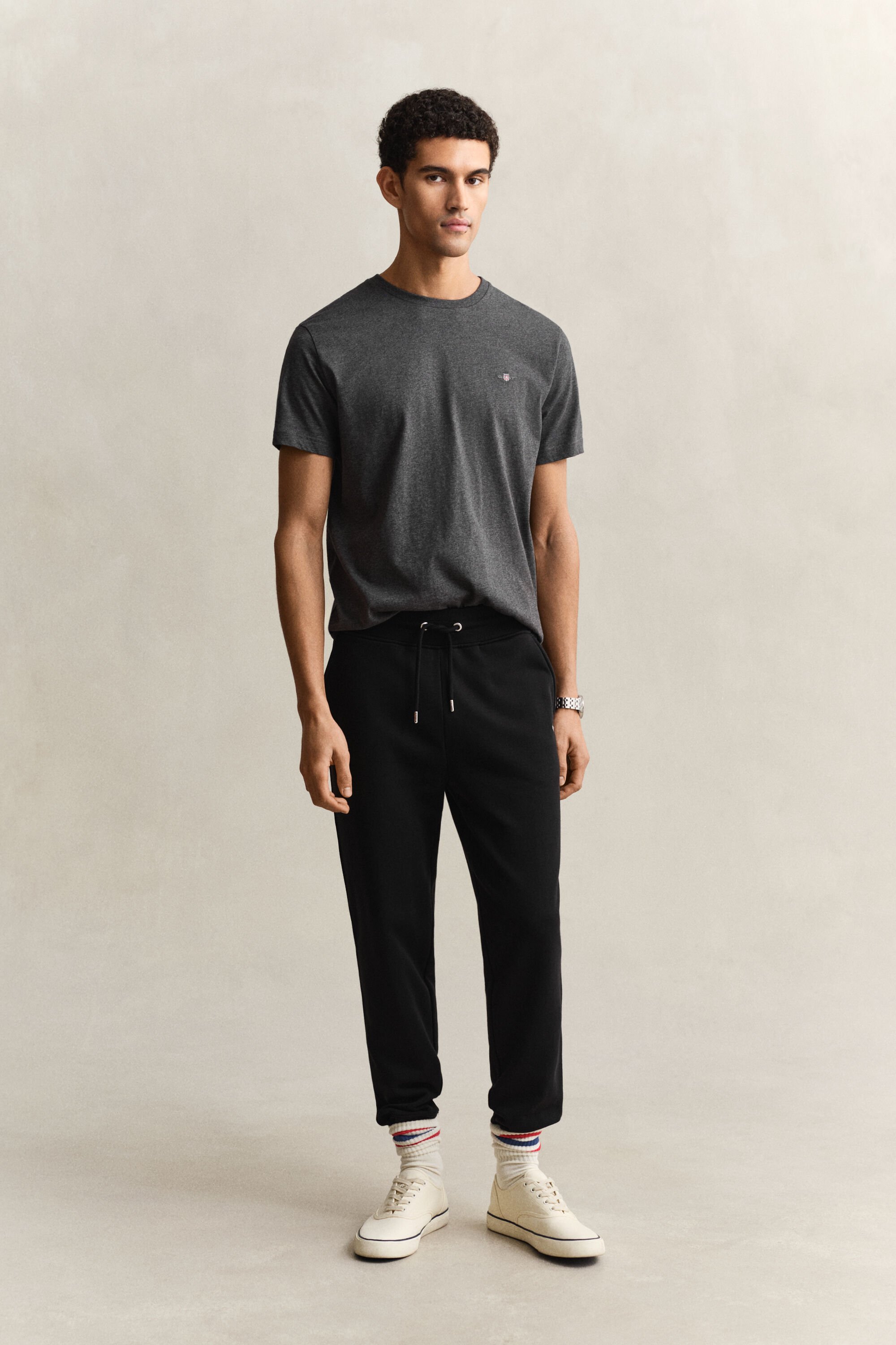 Shield-collegehousut