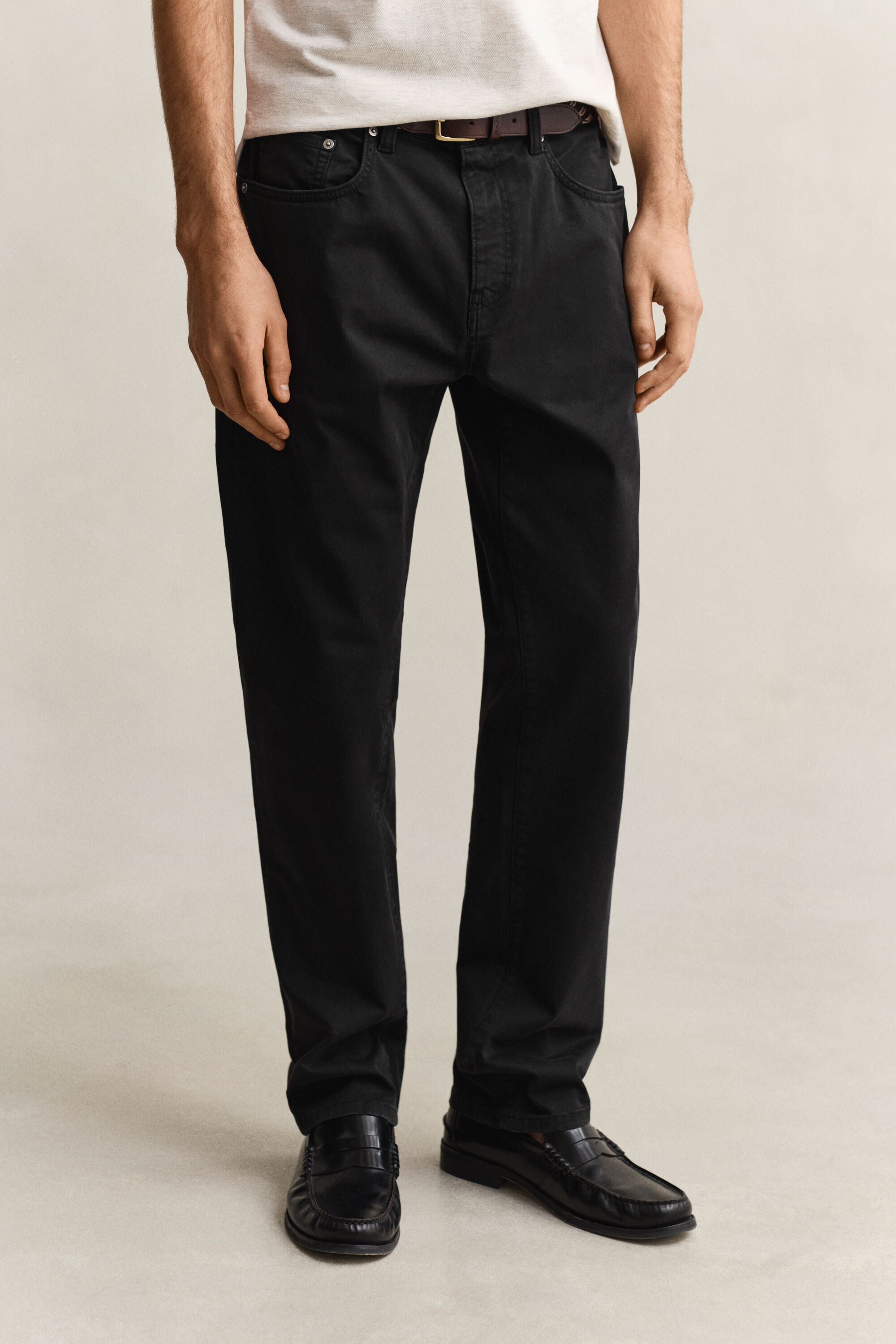 Regular fit ‑mitoitetut Desert-farkut