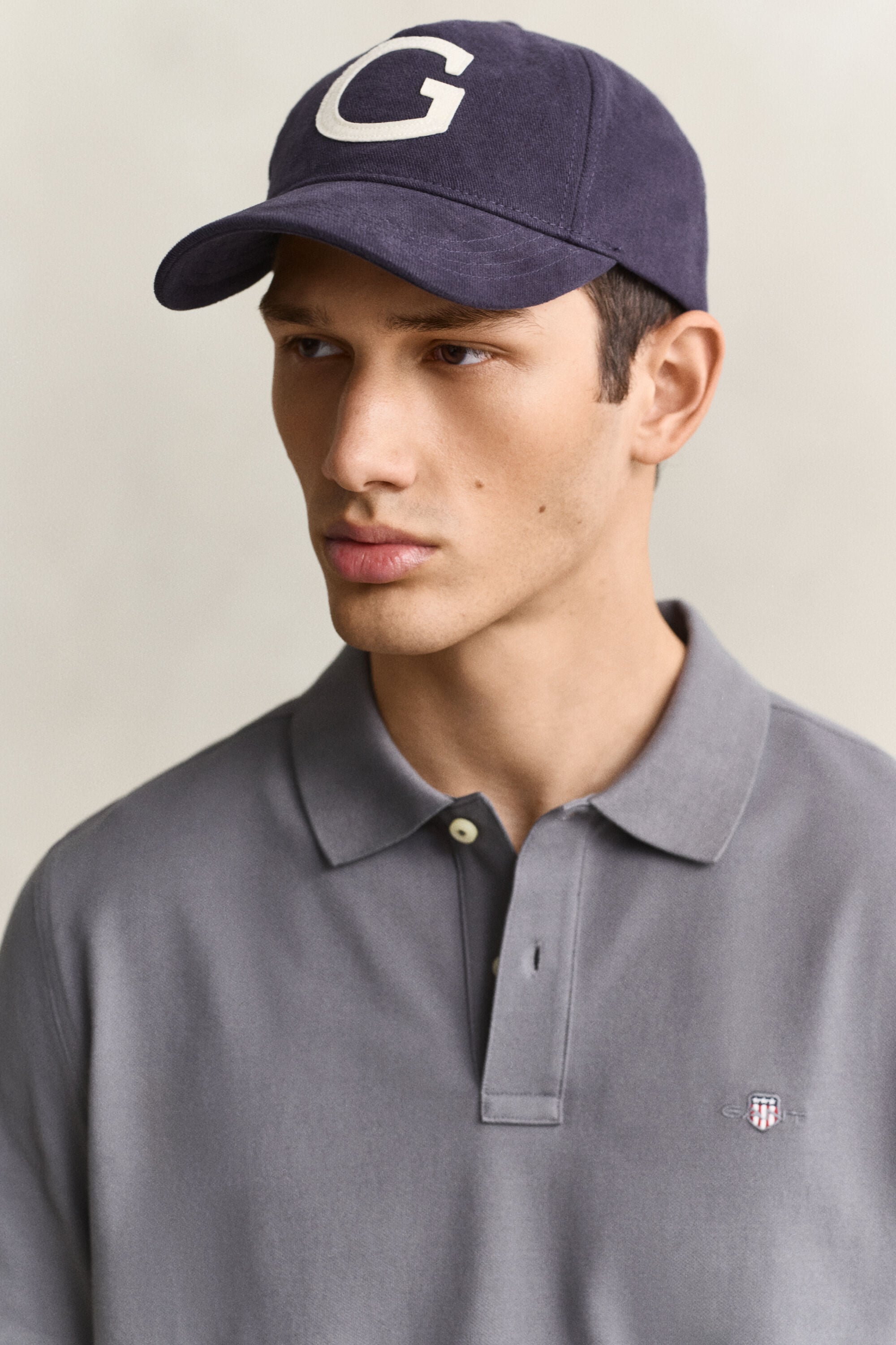 Regular fit ‑mitoitettu pikeepaita