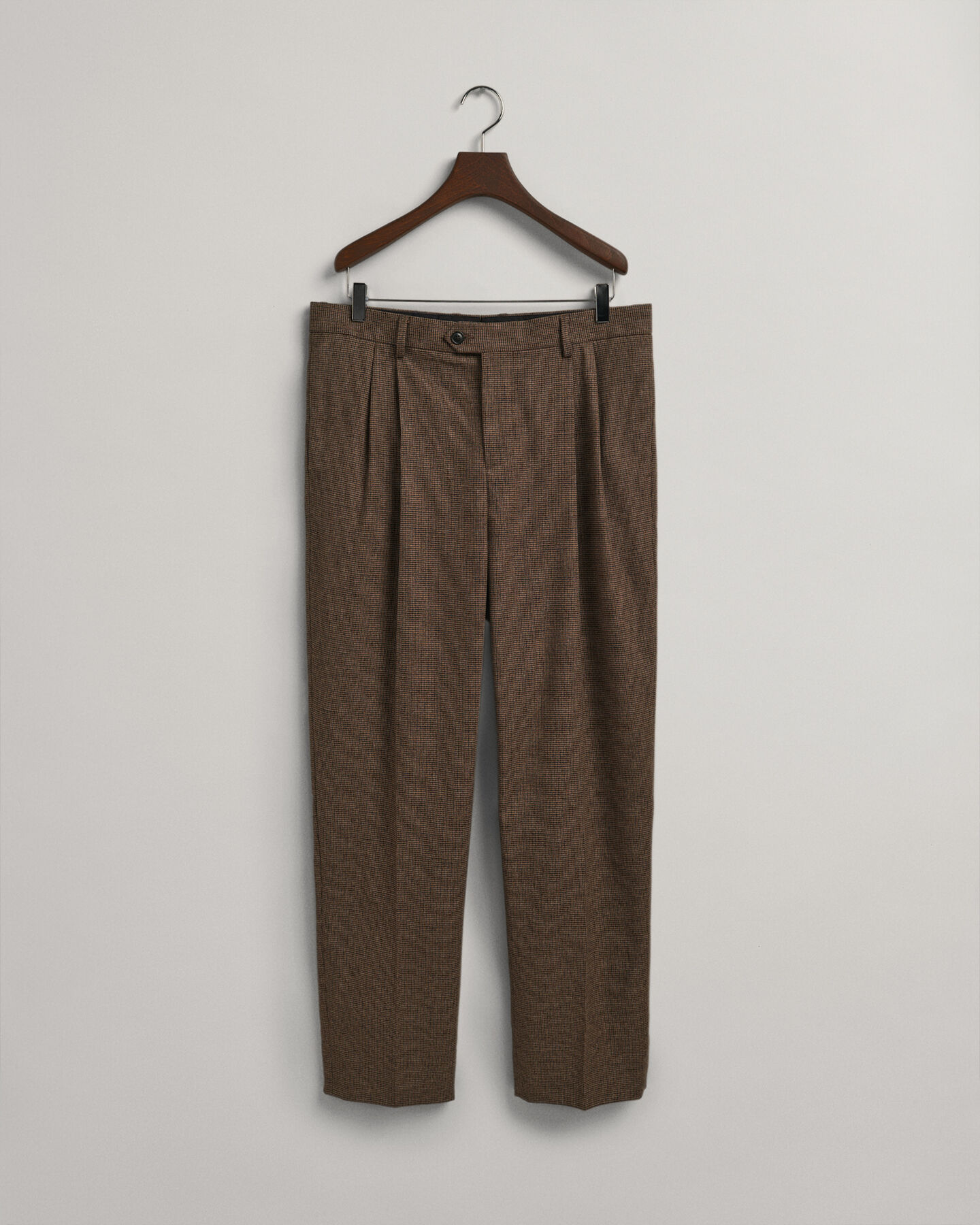 Kukonaskelkuvioiset puvunhousut