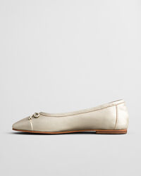 Matalat metallinhohtoiset Chadii-nahkaballerinat