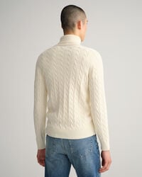 Puuvillainen palmikkopooloneule