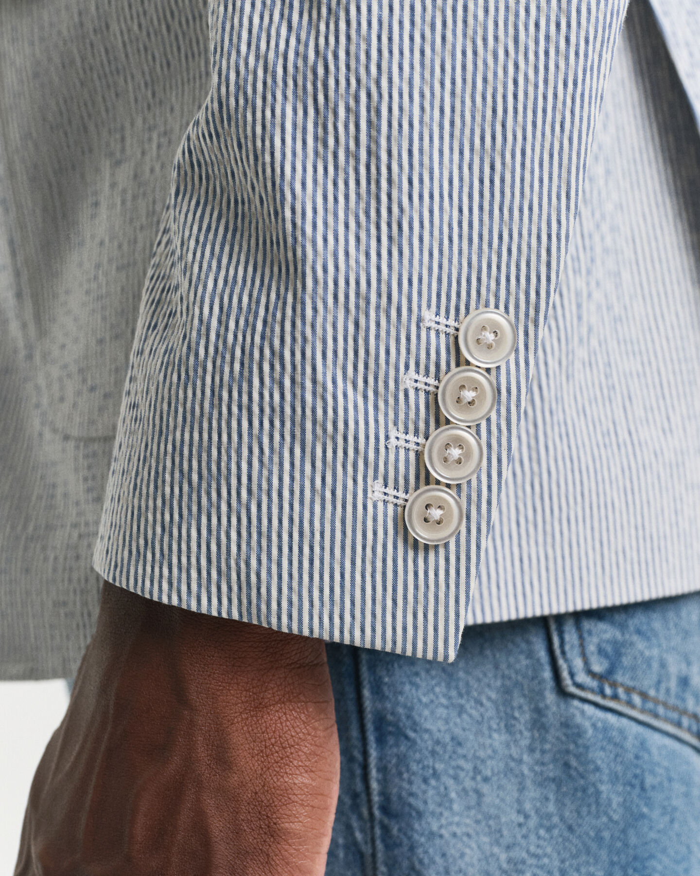 Slim fit ‑mitoitettu seersucker-puvuntakki