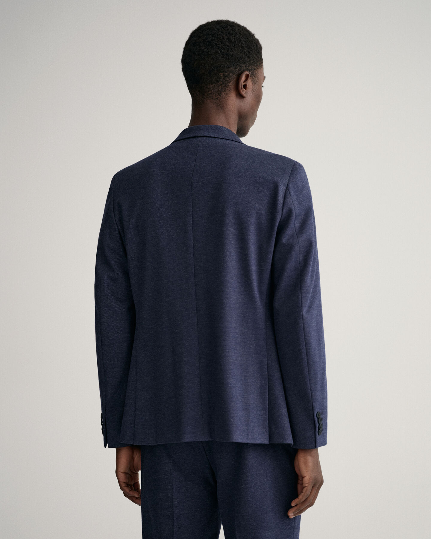 Jerseykankainen bleiseri juhlakäyttöön