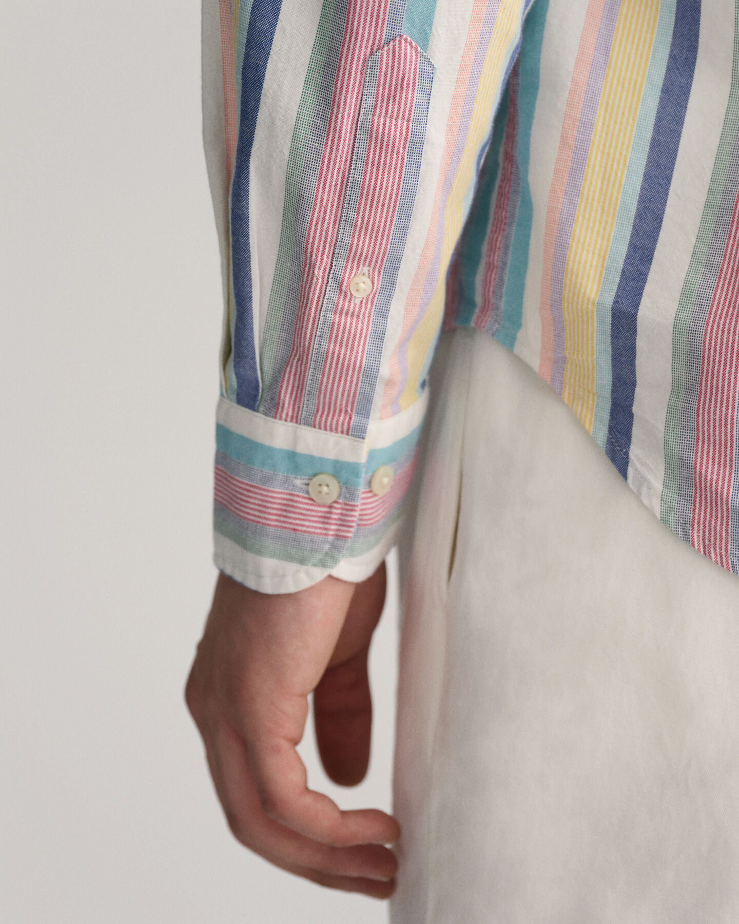 Regular fit ‑mitoitettu raidallinen oxford-paita