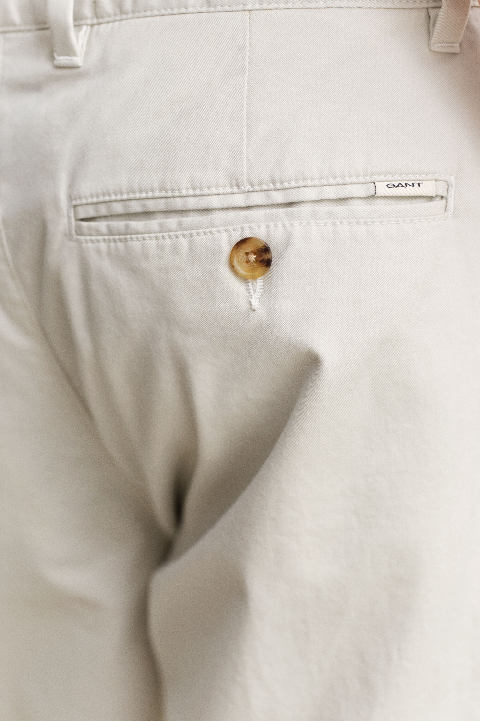 Regular fit ‑mitoitetut klassiset chinot