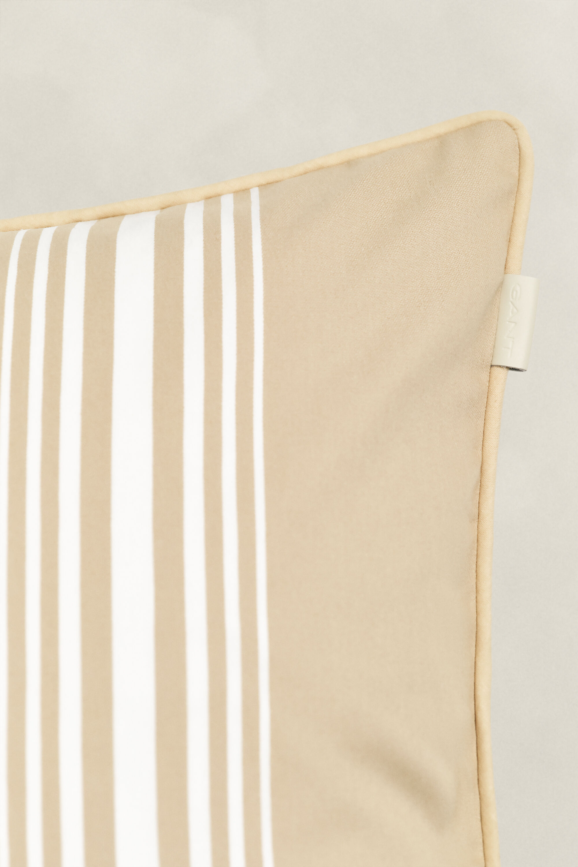 Yacht Striped ‑tyynynpäällinen