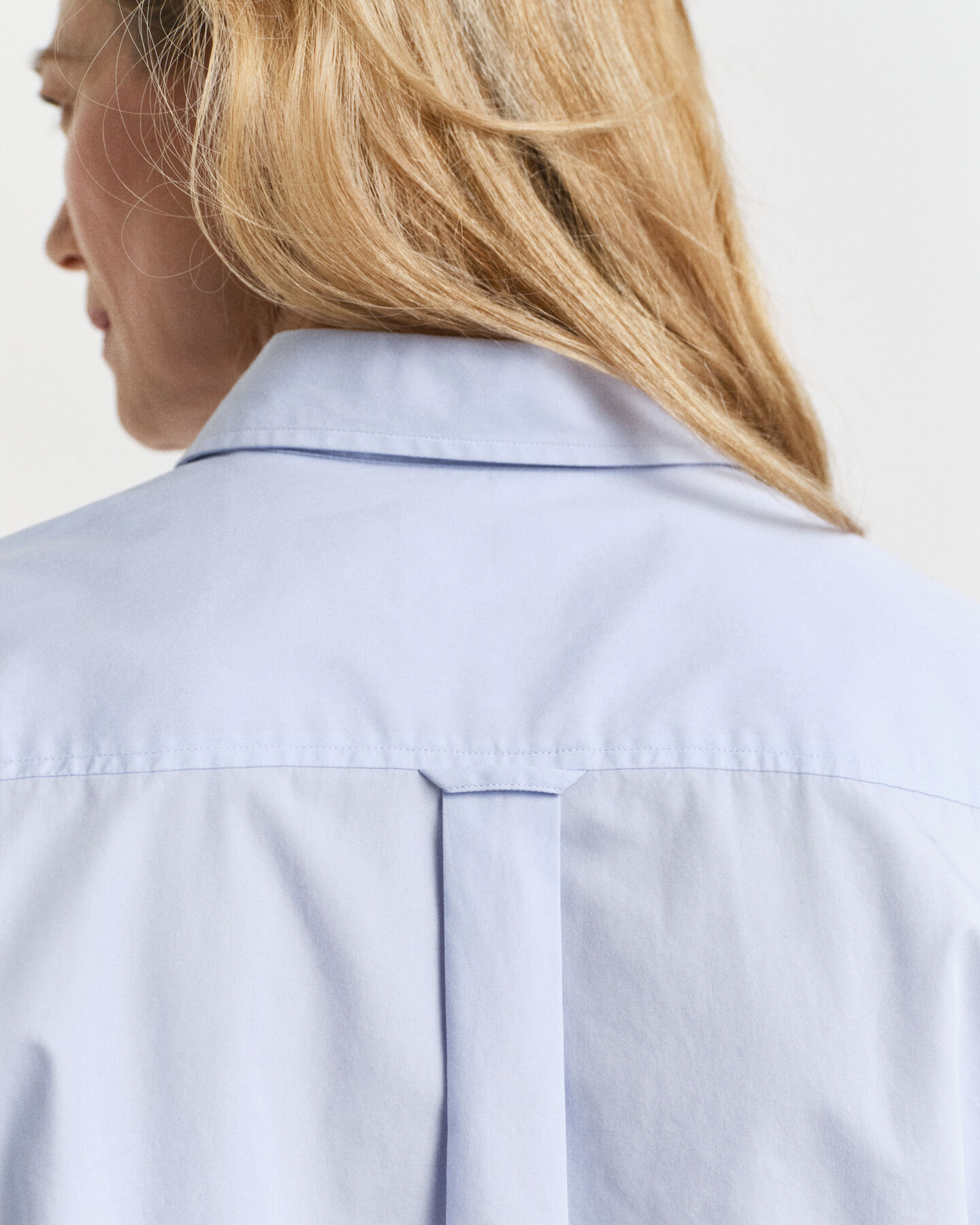 Relaxed fit ‑mitoitettu Classic-popliinipaita