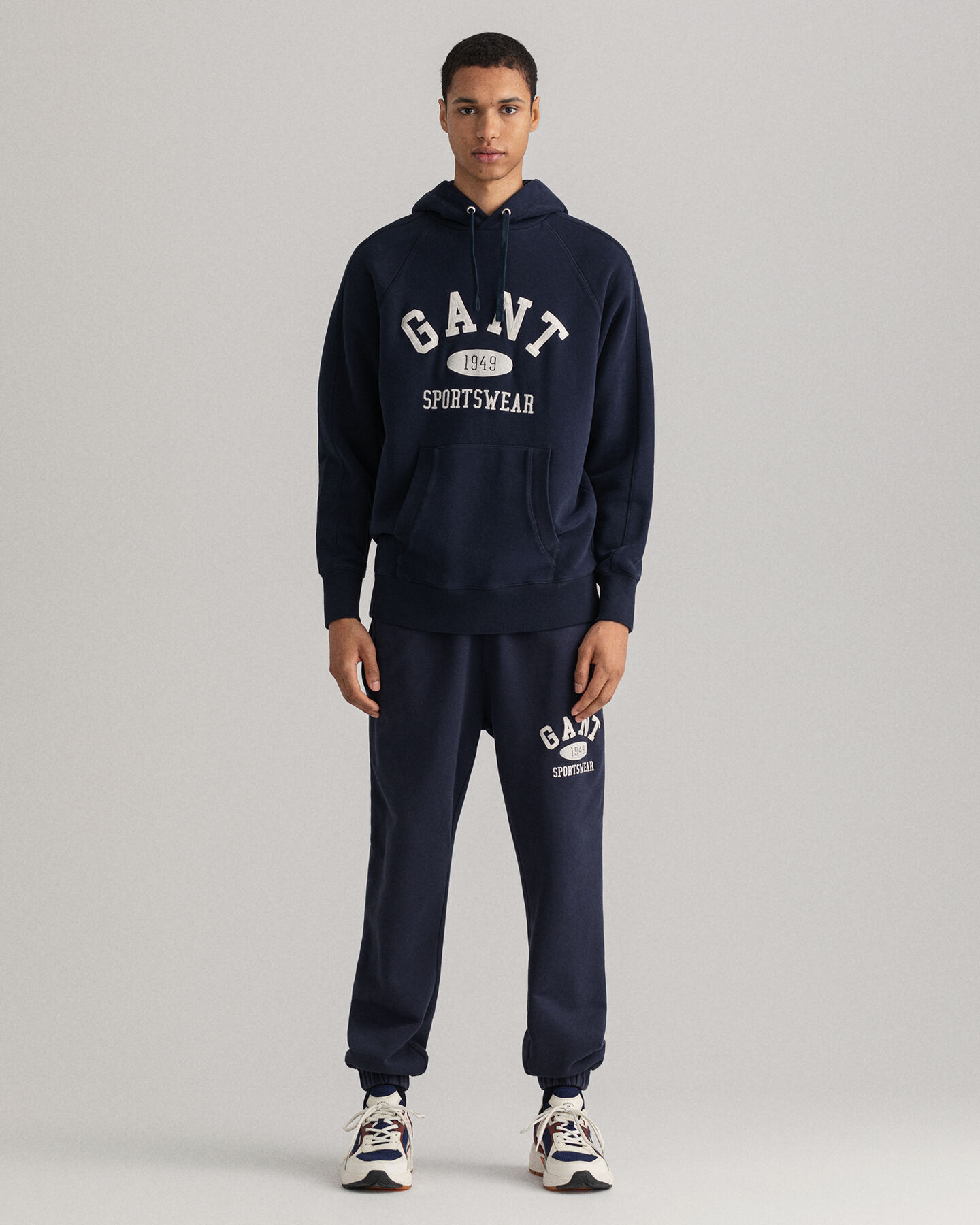 Collegiate-collegehousut