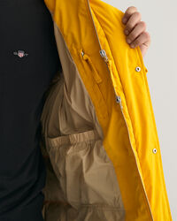 Pitk&auml; Alta-untuvatakki