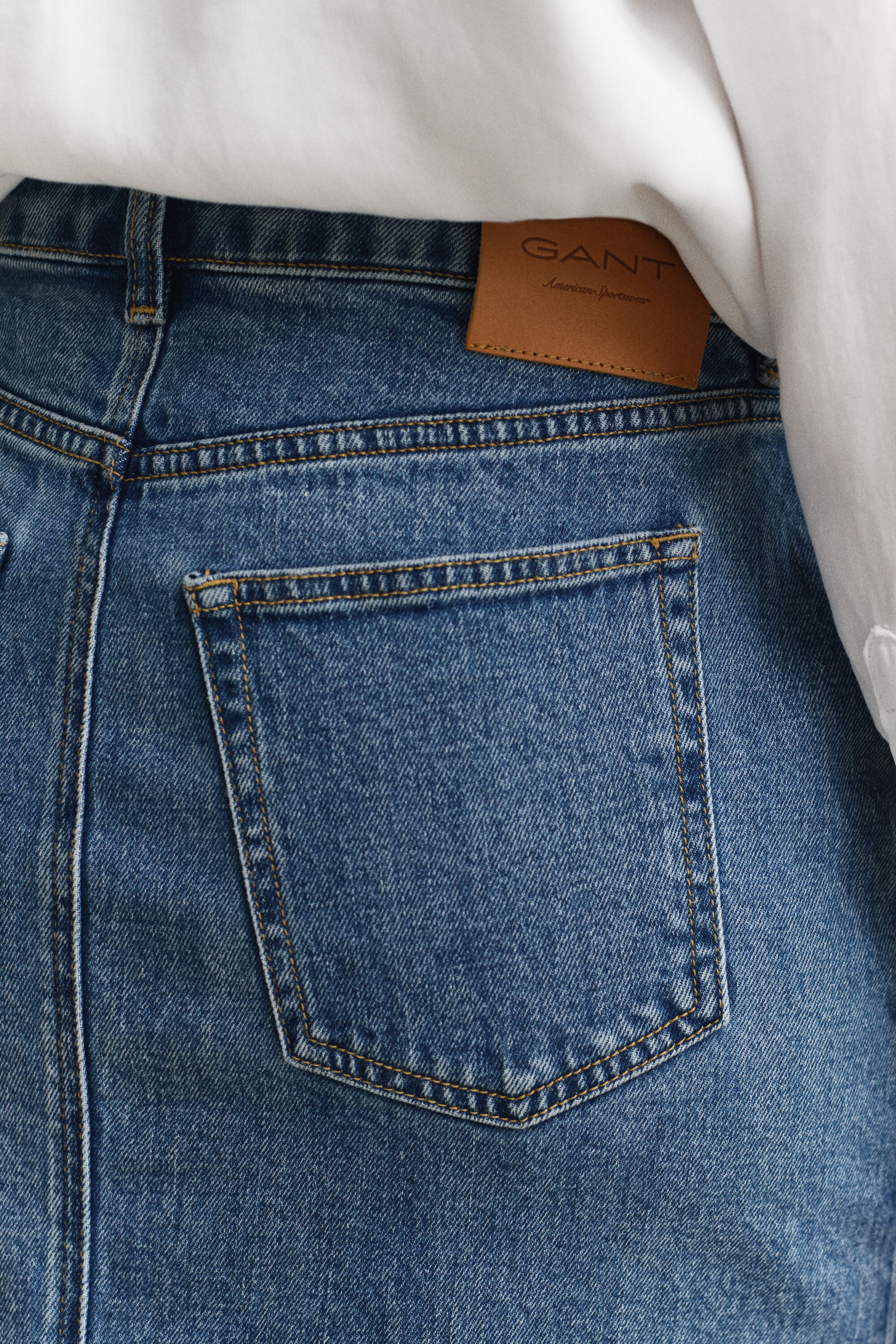 Kynämallinen farkkuhame