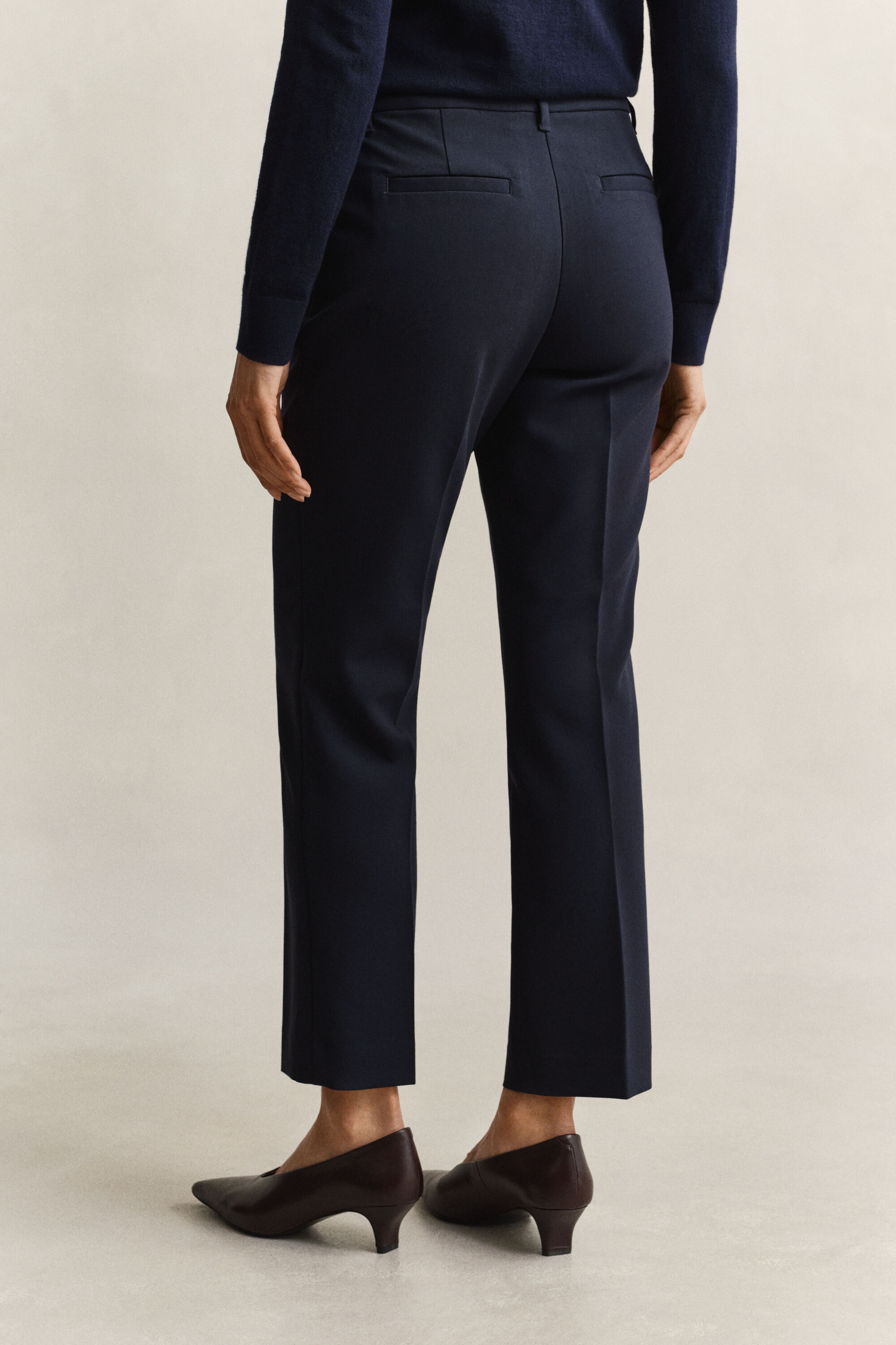 Slim fit ‑mitoitetut housut