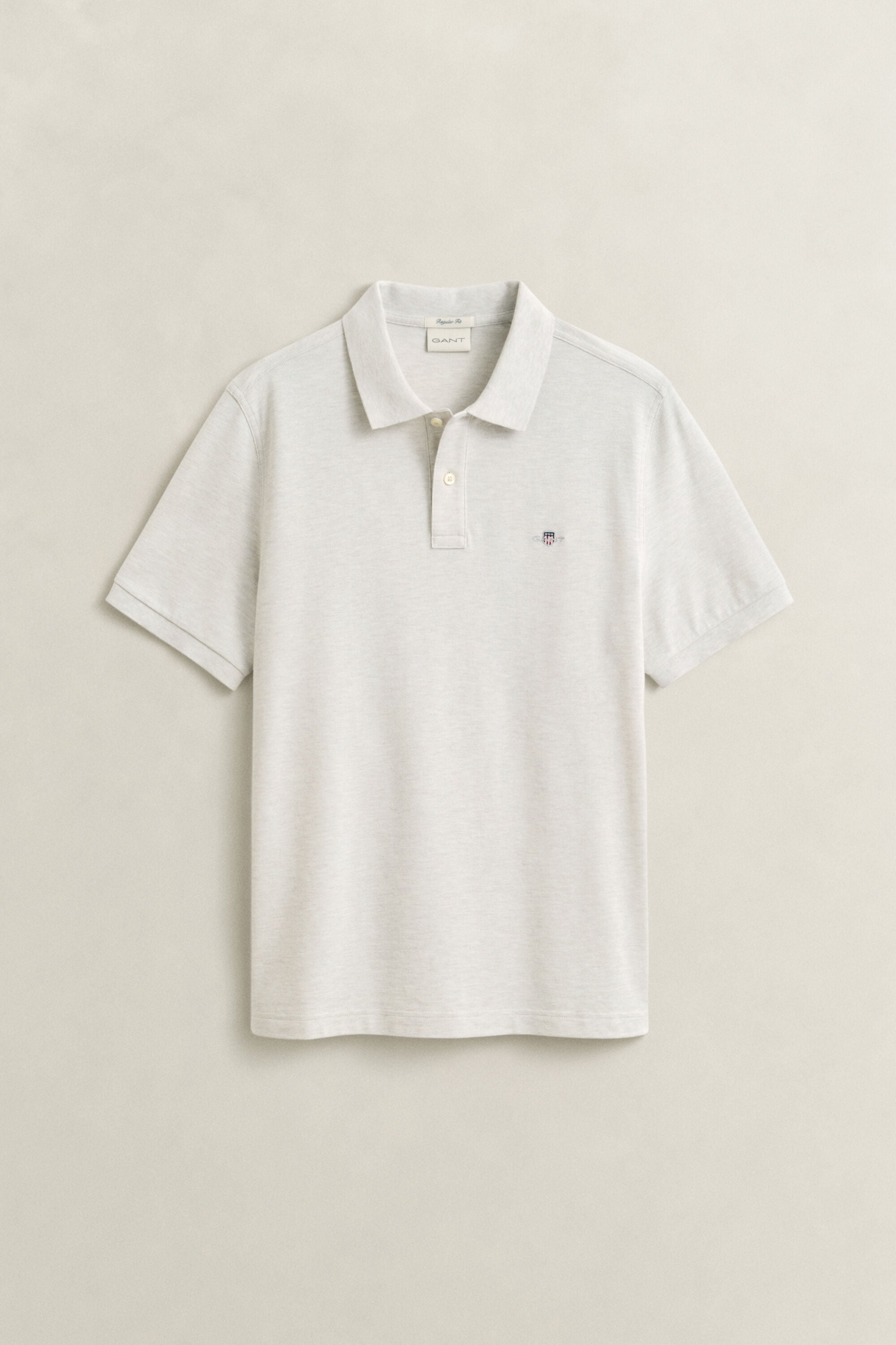 Regular fit ‑mitoitettu pikeepaita