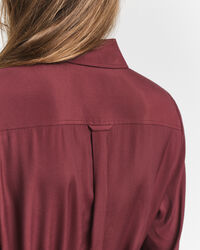 Midimittainen viskoosikankainen paitamekko