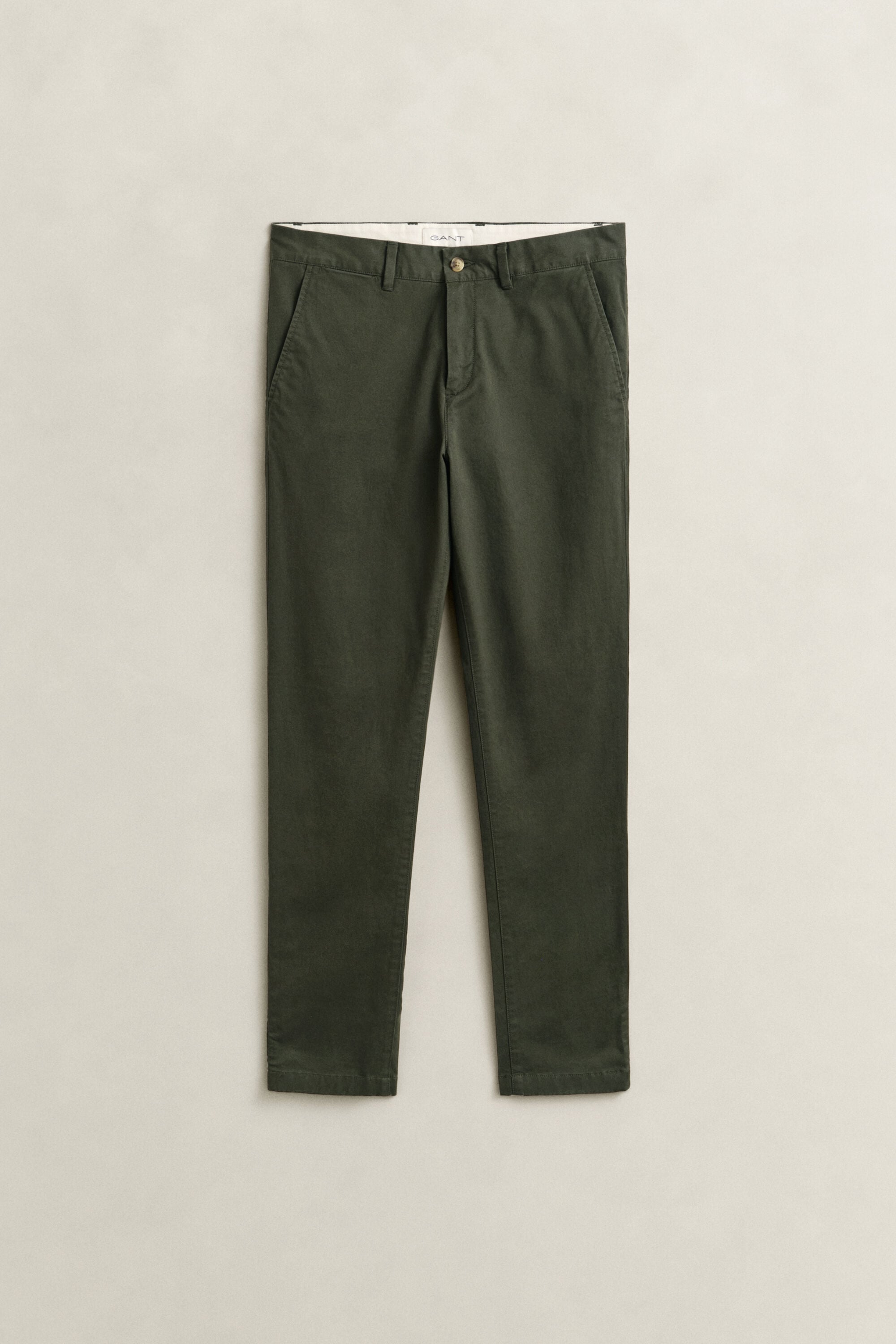 Slim fit ‑mitoitetut klassiset chinot