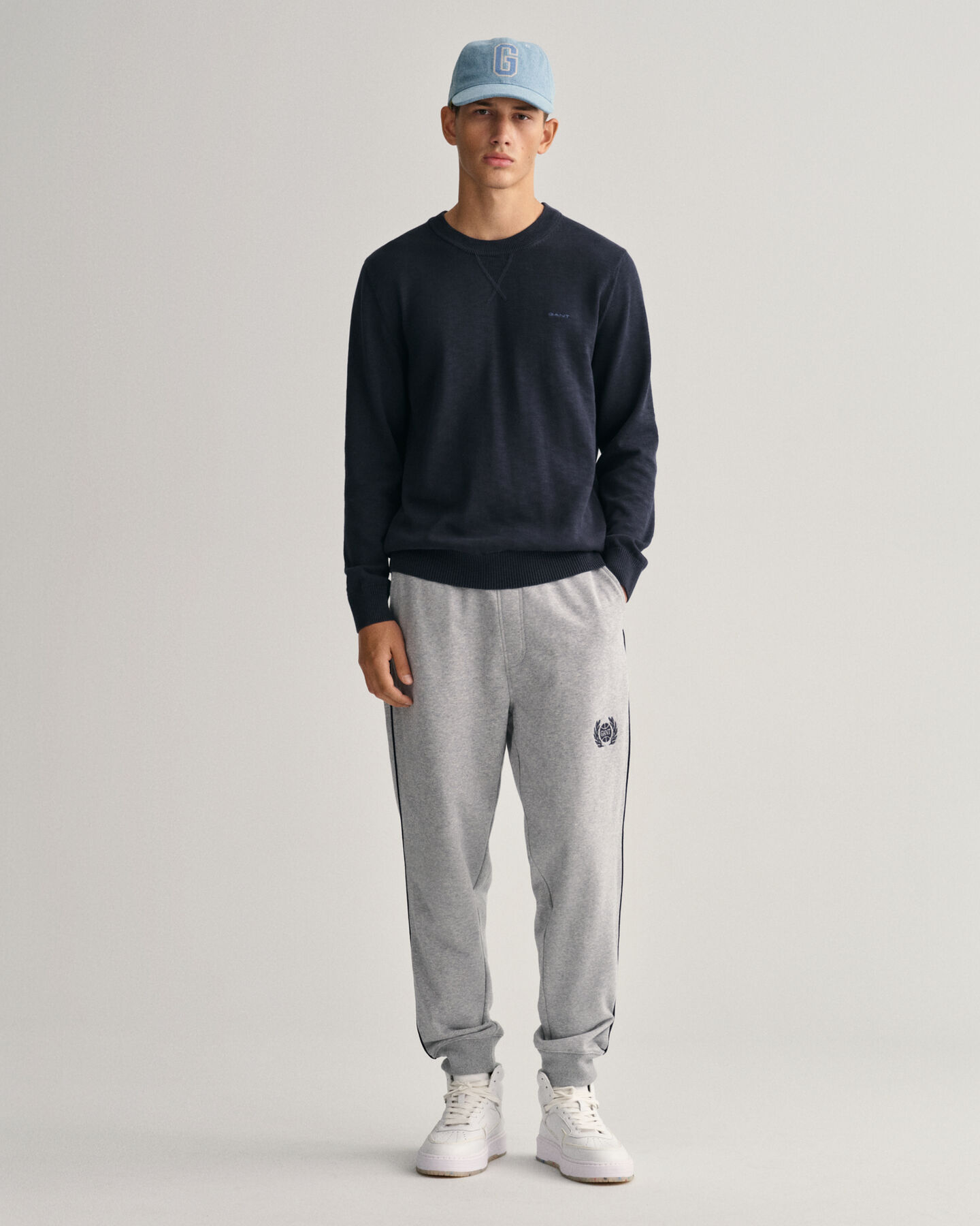 Flamme-puuvillaneulepusero, jossa py&ouml;re&auml; p&auml;&auml;ntie