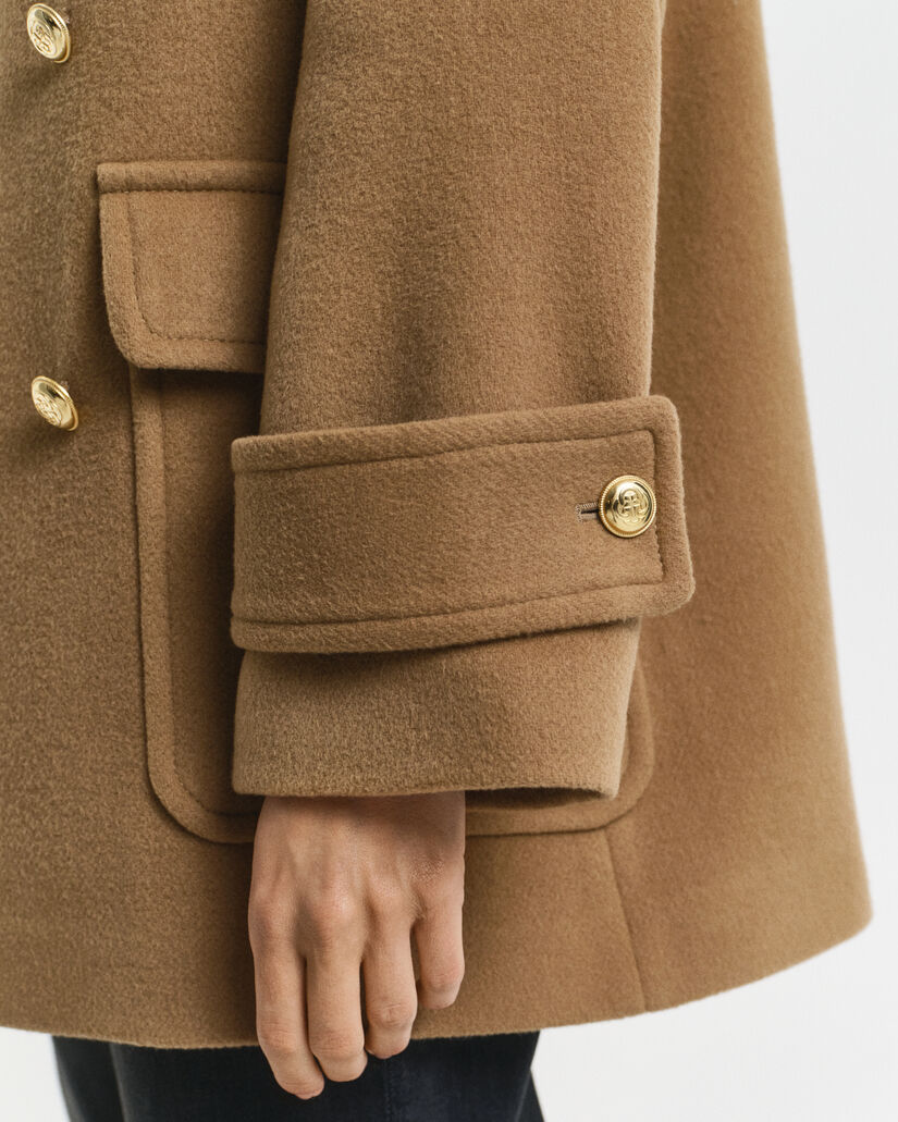 Puolipitkä villakankainen kansitakki