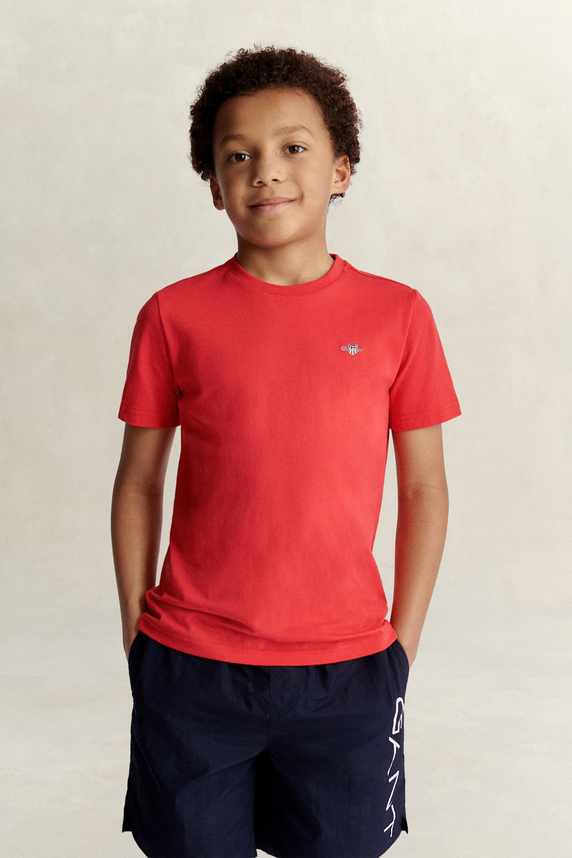 Teens-malliston Shield-t‑paita