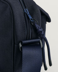 Teens‑malliston Contrast Shield ‑laukku