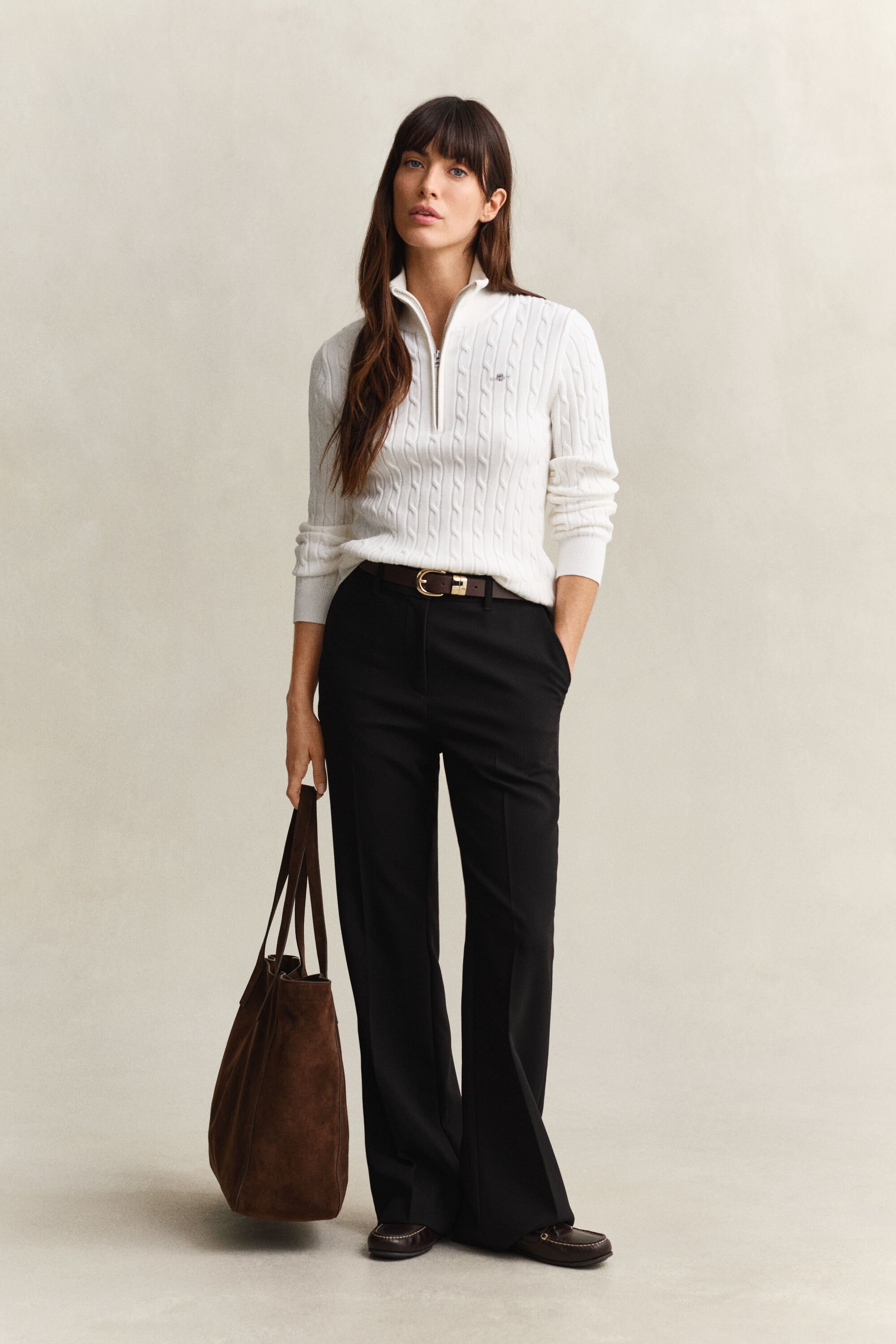 Vetoketjukauluksellinen palmikkoneulepusero