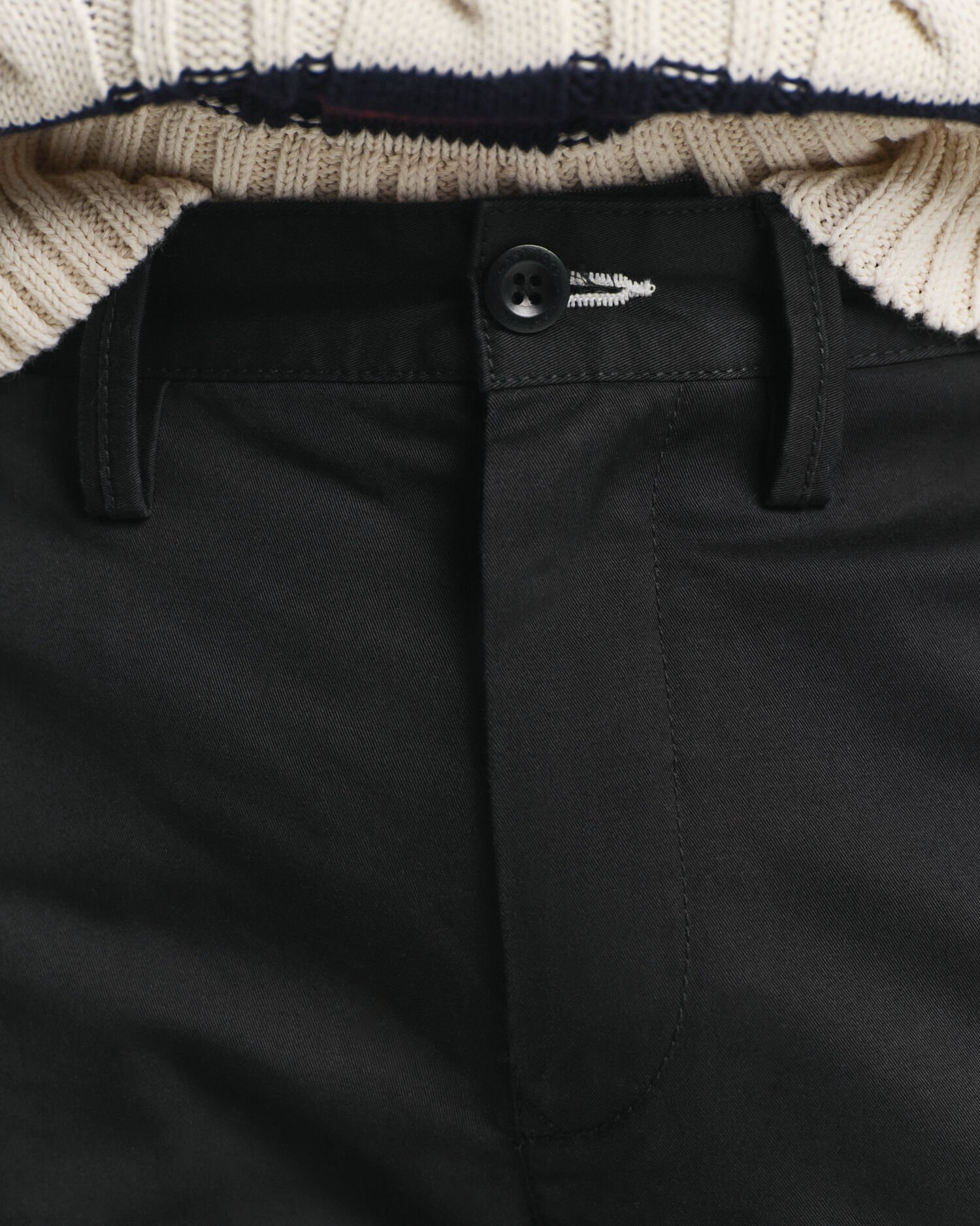 Slim fit ‑mitoitetut tvillichinot