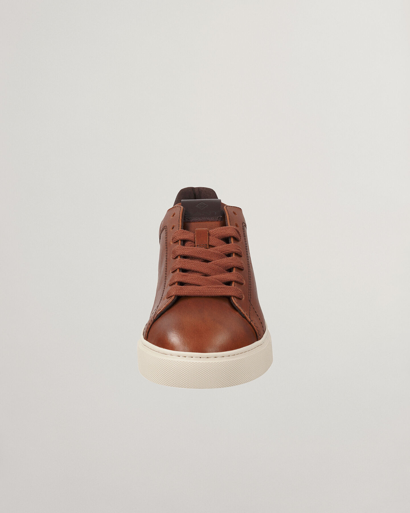 Mc&nbsp;Julien ‑tennarit